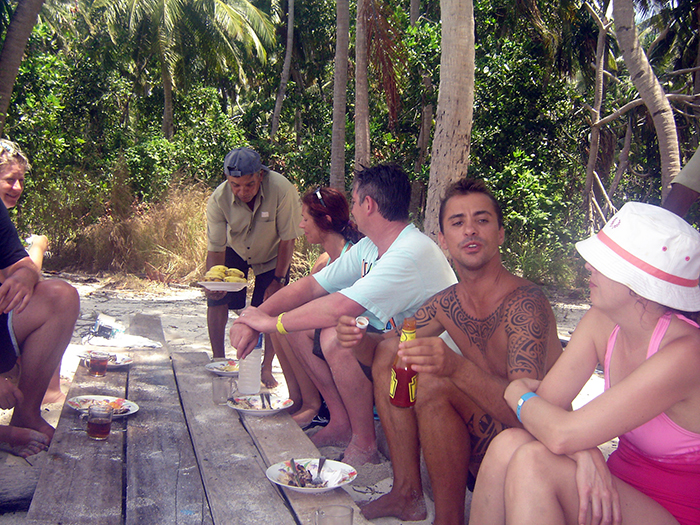 2006 lunch on dhiddu