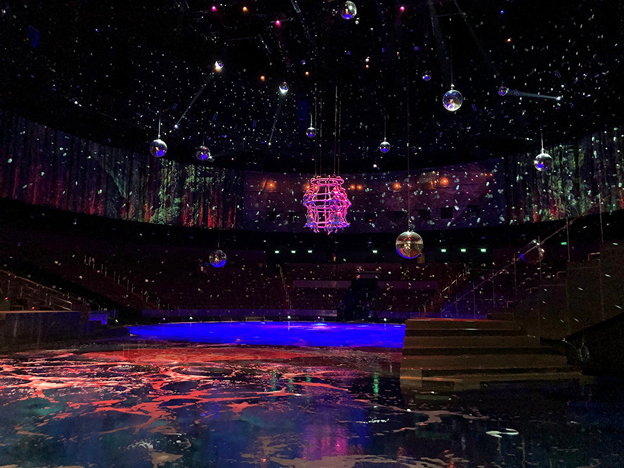 2018 human chandelier 5